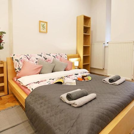 Cozy Place In كراكوفيا المظهر الخارجي الصورة
